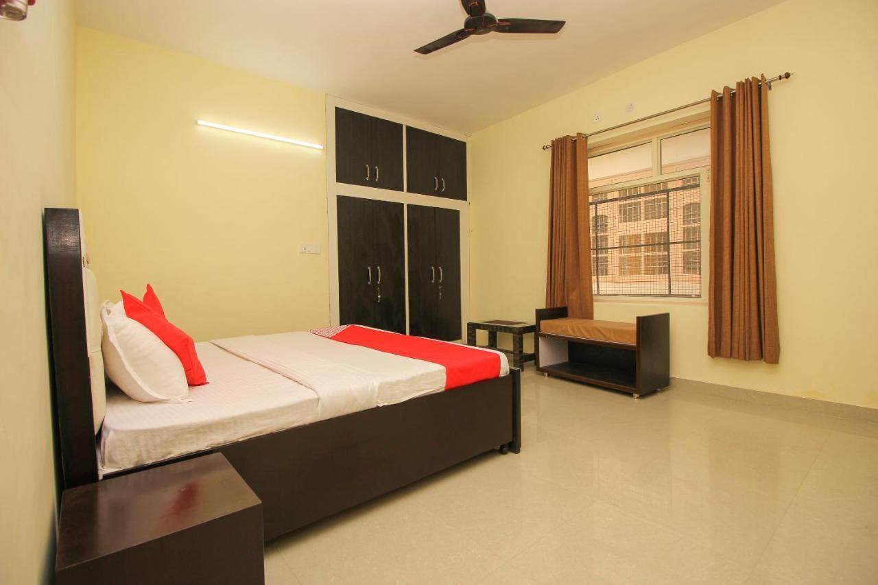 Oyo 39391 Jk Guest House Νταραμσάλα Εξωτερικό φωτογραφία